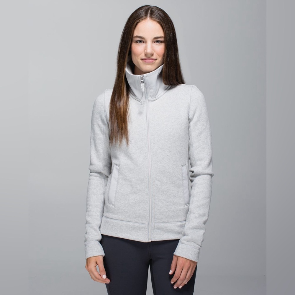Lululemon En Route Jacket Heathered Light Grey Size 4 - Picture 4 of 16